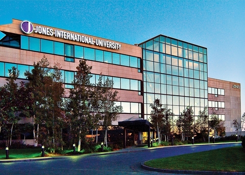 美国琼斯国际大学